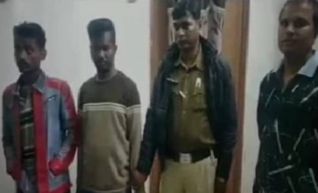 छत्तीसगढ़ में हैवानियत की सारी हदें हुवी पार...16 साल की लड़की के साथ 13 दिनों तक 8 लोगों ने किया रेप ! 2 आरोपी गिरफ्तार,6 अभी भी फरार