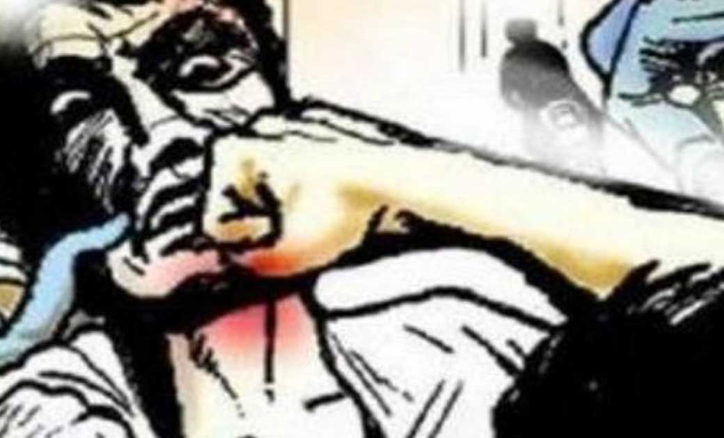 गाली गलौच मत करो कहने पर की हाथ मुक्का व ईट से सिर में किया हमला।