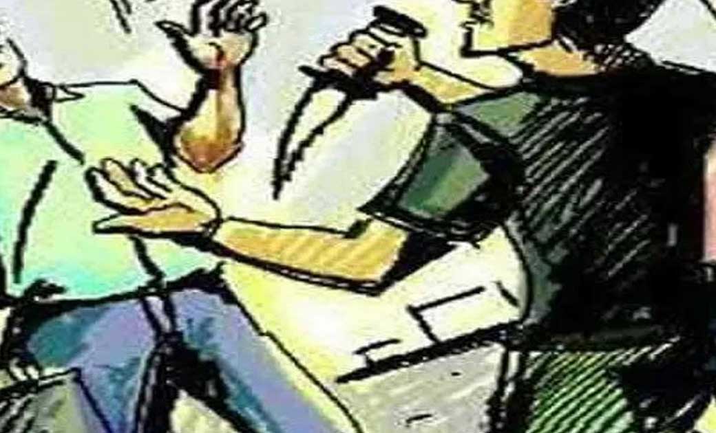 महासमुंद : पुरानी रंजीश को लेकर चाकू से कई बार प्राण घातक हमला, मामला दर्ज. 