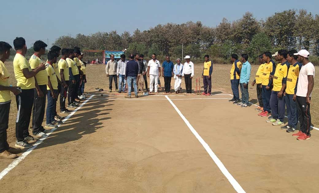 बसना : 21 दिवसीय पीसीएस क्वालिफायर मैच का शुभारंभ : शहीद चंद... - CG Sandesh