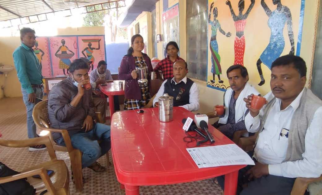 बसना : बिहान योजना से जुड़कर ज्योति महिला स्व. सहायता समूह द्... - CG Sandesh