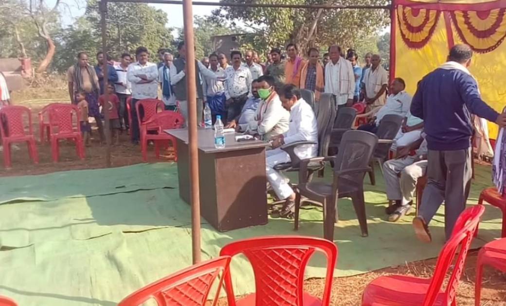 चनाट और टांगापास 2 धान खरीदी केंद्रों में अभी तक नही कट पाया... - CG Sandesh