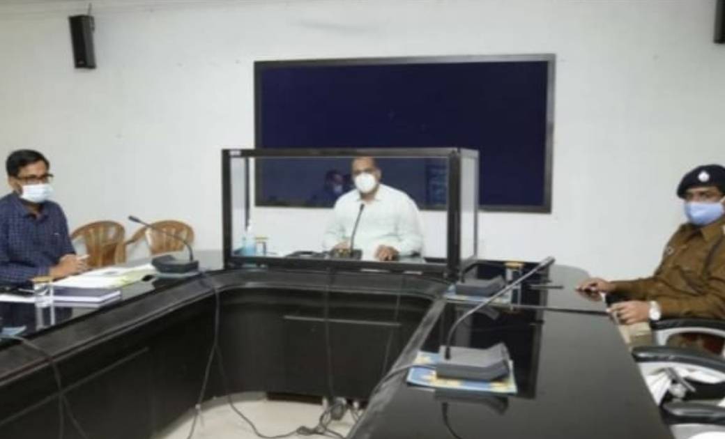 रायगढ़ में कोरोना वायरस हेतु बनेगा क्लस्टर कंटेनमेंट जोन होगा, उल्लंघन करने वालों पर होगी कानूनी कार्यवाही.. जानिए क्या है क्लस्टर कंटेन्मेंट ज़ोन...!