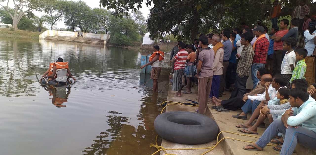 सुबह तालाब में डूबने से सेमलिया के एक ग्रामीण लापता, गोताखोर... - CG Sandesh