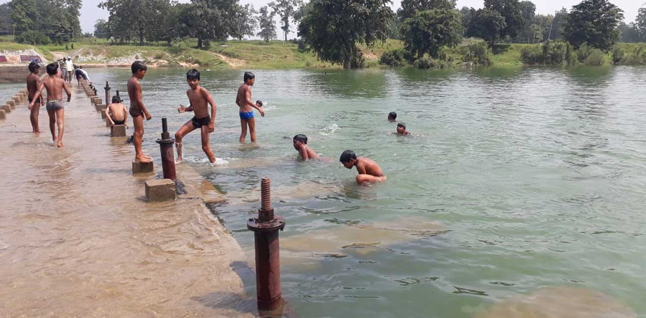 एनीकट खोलने वालों की अफसरों को दें सूचना  - CG Sandesh
