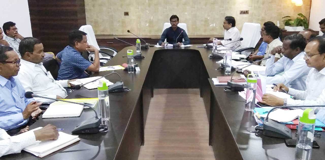 कांकेर  :  परियोजना के स्वीकृत निर्माण कार्यों को 31 मार्च तक पूर्ण कराना सुनिश्चित करें –कलेक्टर