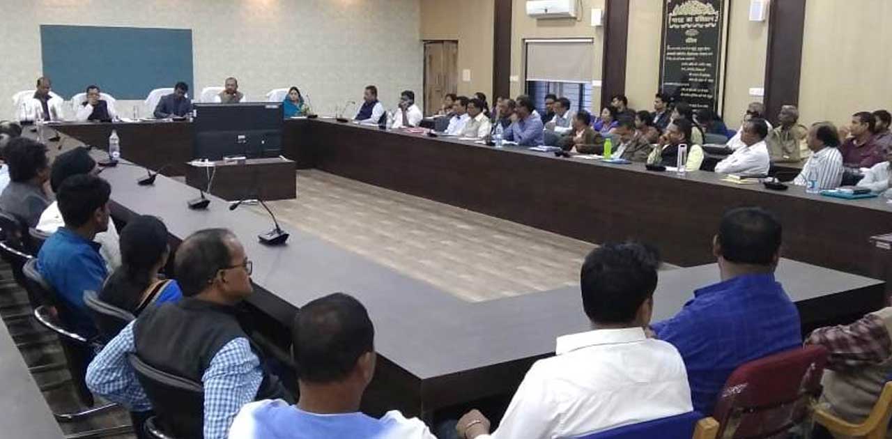 कांकेर में होगा वृहद स्वास्थ्य शिविर का आयोजन, जनप्रतिनिधि एवं समाजसेवियों की हुई बैठक
