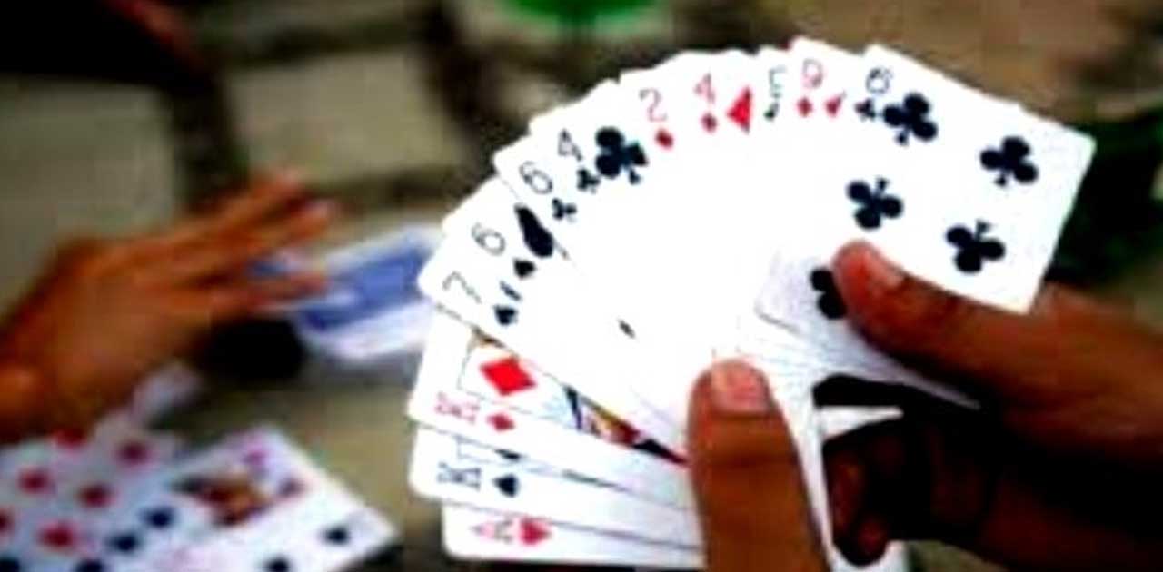 बेकाबू होकर पलटी जुड़वां भाई शिवराम और शिवनाथ की बाइक. - CG Sandesh