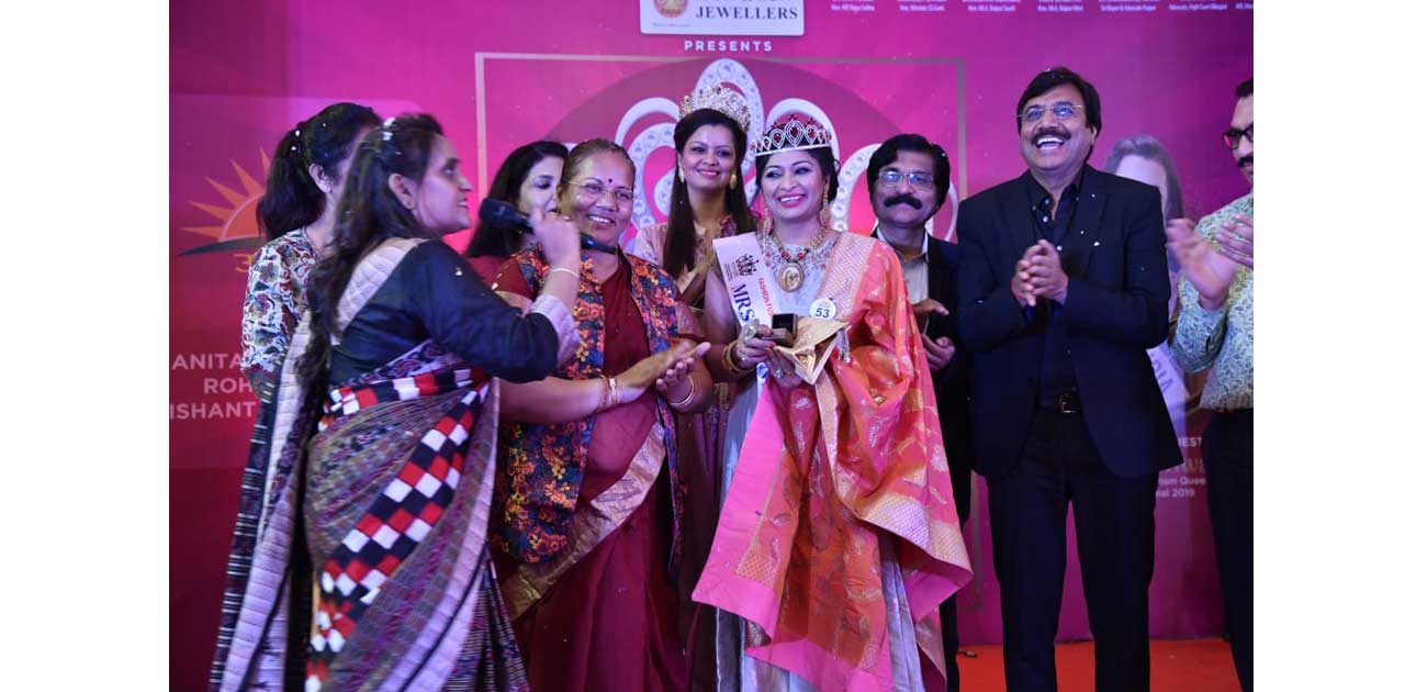 सरायपाली की मृणमयी सिंह ने जीता मिसेज छत्तीसगढ़ का खिताब - CG Sandesh