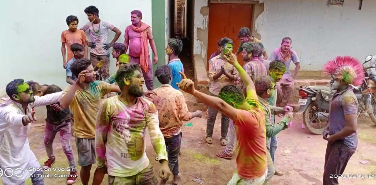 धूमधाम से मनाया गया अंचल में होली का त्यौहार - CG Sandesh