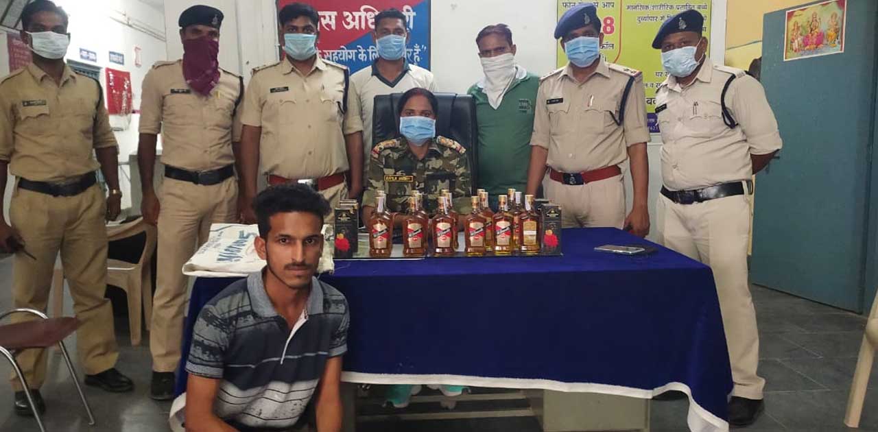 टप्पासेवैया में अंग्रेजी शराब के साथ आरोपी गिरफ्तार - CG Sandesh