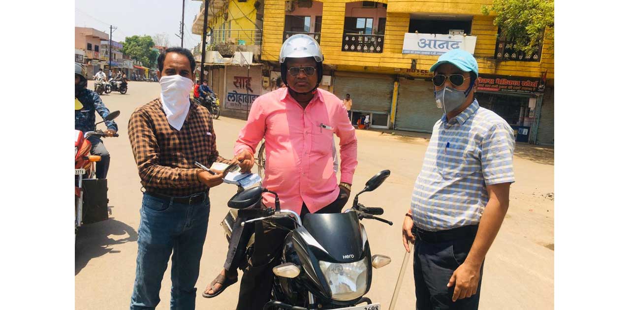 बिना मास्क पहने 50 लोगों पर कार्रवाई, 25 हजार जुर्माना - CG Sandesh