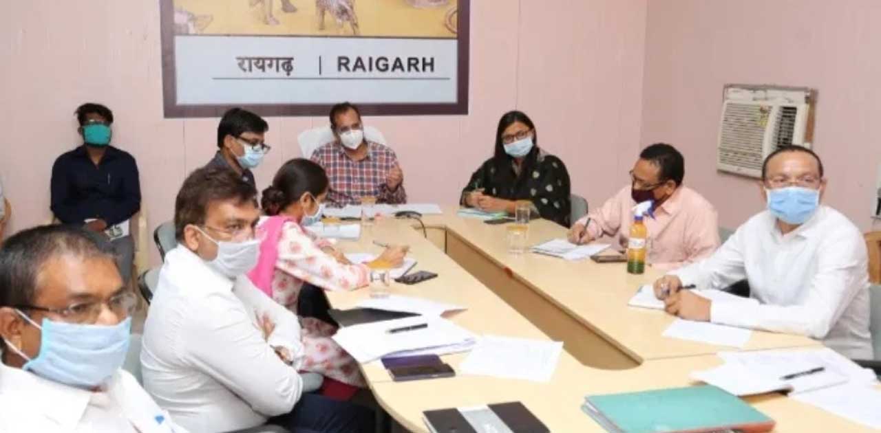 रायगढ़ कलेक्टर भीम सिंह ने सभी जोनल एवमं नोडल अधिकारीयों को द... - CG Sandesh