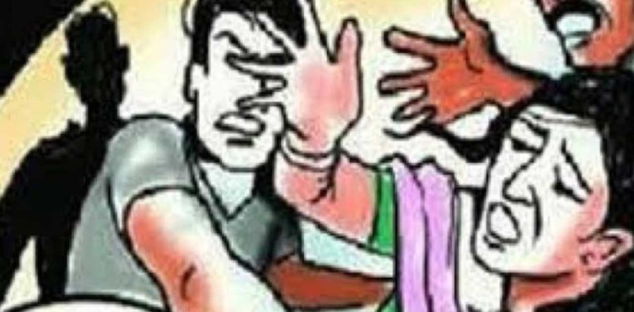 बाड़ी से बांस को काटकर लेने पर मारपीट. - CG Sandesh