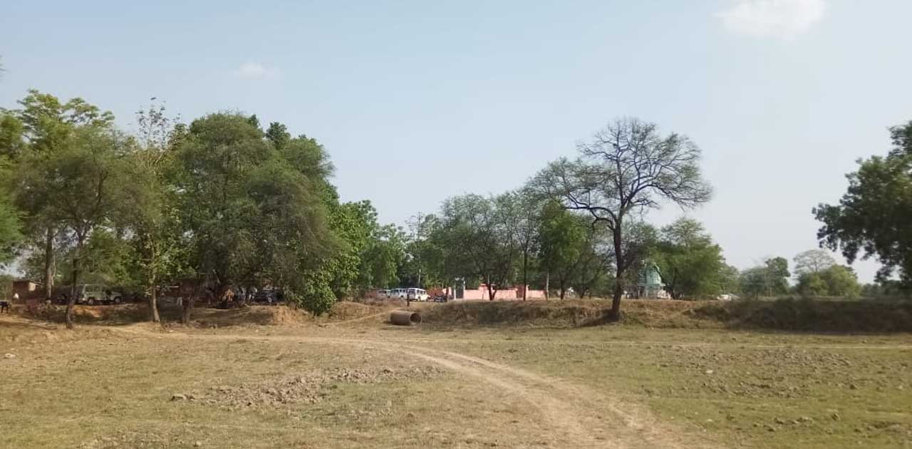 14 दिन का कोरेंटाइन अवधि पूरा करने के बाद मजूदर पहुंचा था आज... - CG Sandesh