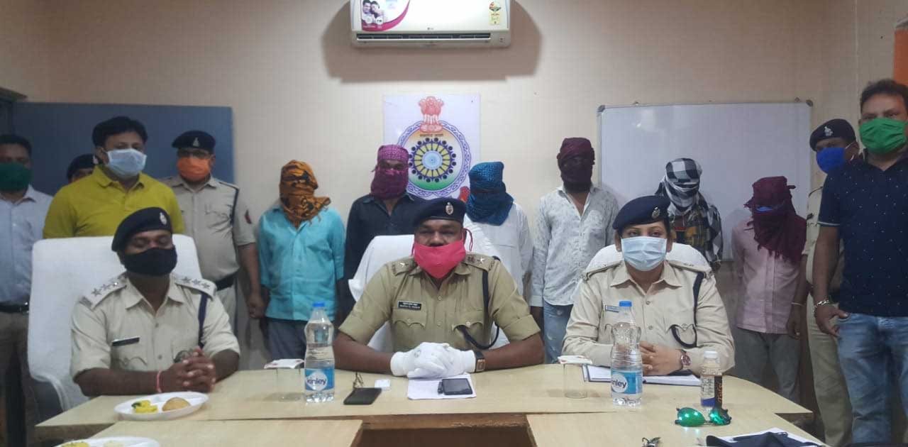नाबालिक का अपहरण करने वाले 06 आरोपी गिरफ्तार, आरोपिगण से घटन... - CG Sandesh