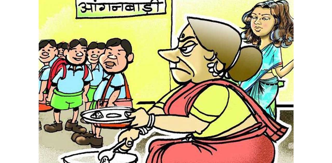 आपसी दुश्मनी  के चलते आंगनबाड़ी कार्यकर्ता कर रही है बच्चो के... - CG Sandesh