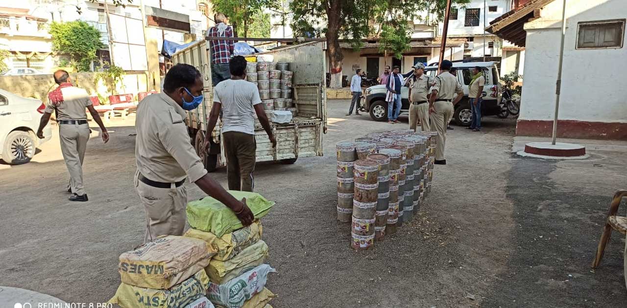 जिस गुड़ाखू कारखाना को किया गया था सील, उसी कारखाने के गुड़ाखू... - CG Sandesh