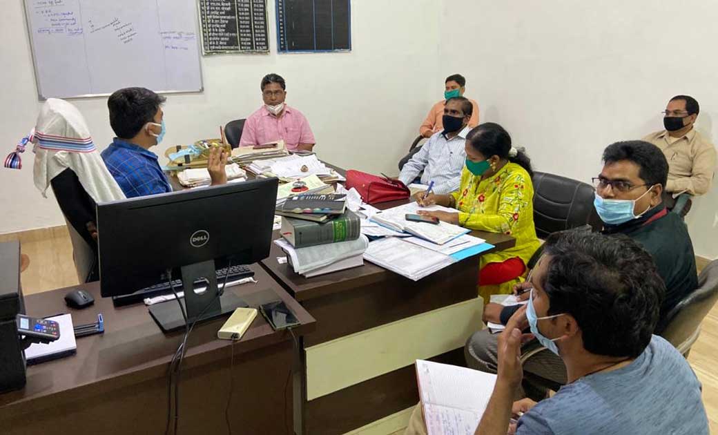 टास्क फोर्स समिति की बैठक.  - CG Sandesh