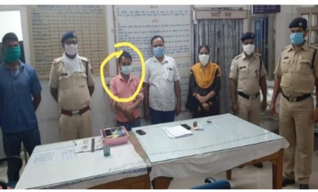 क्राईम ब्रांच ने शिवम मोटर्स के दलाल कर्मचारी को टिकट दलाली ... - CG Sandesh