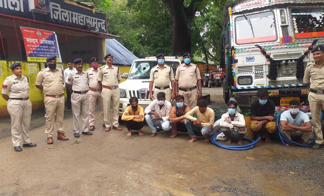 डकैती सहित विभिन्न मामलों में लिप्त 7 लोग पुलिस की गिरफ्त मे... - CG Sandesh