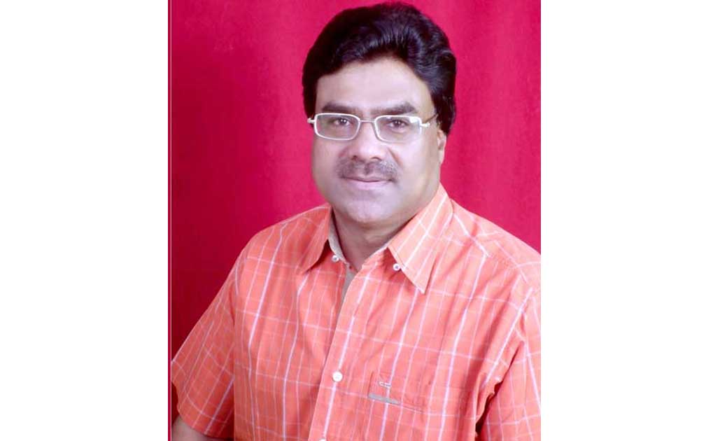  वन विकास निगम  बसना विधायक देवेन्द्र बहादुर सिंह को.... - CG Sandesh