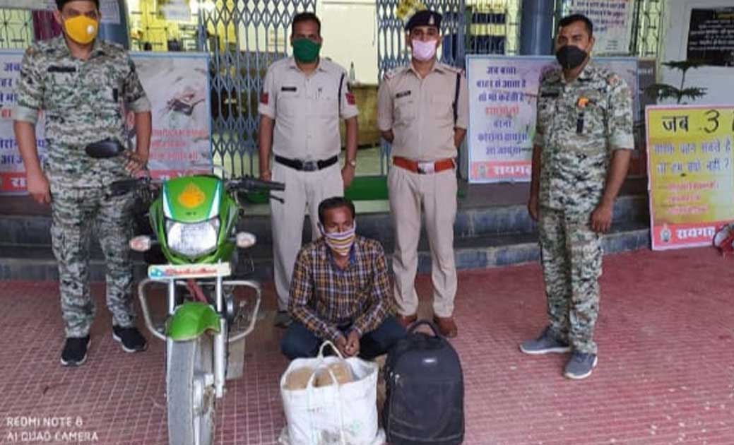 टीआई आशीष वासनिक एवं उनकी टीम द्वारा ताबड़तोड़  कार्रवाई जार... - CG Sandesh