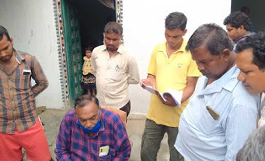इस ग्राम पंचायत में  86 शौचालय में 10 लाख के भष्ट्राचार का ह... - CG Sandesh