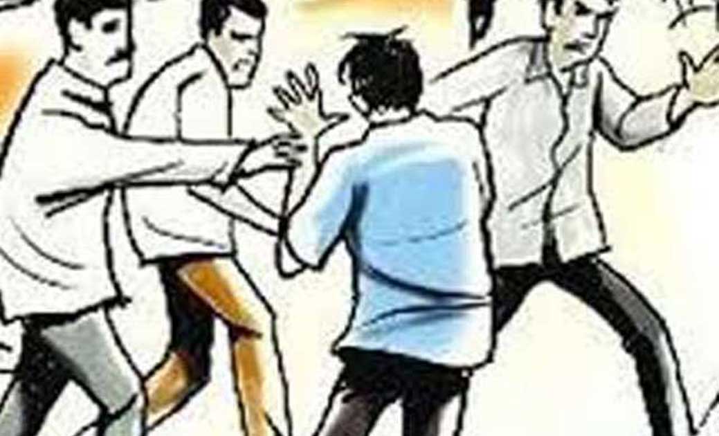 मारपीट कर जान से मारने की धमकी देने पर 3 लोगों पर मामला दर्ज... - CG Sandesh