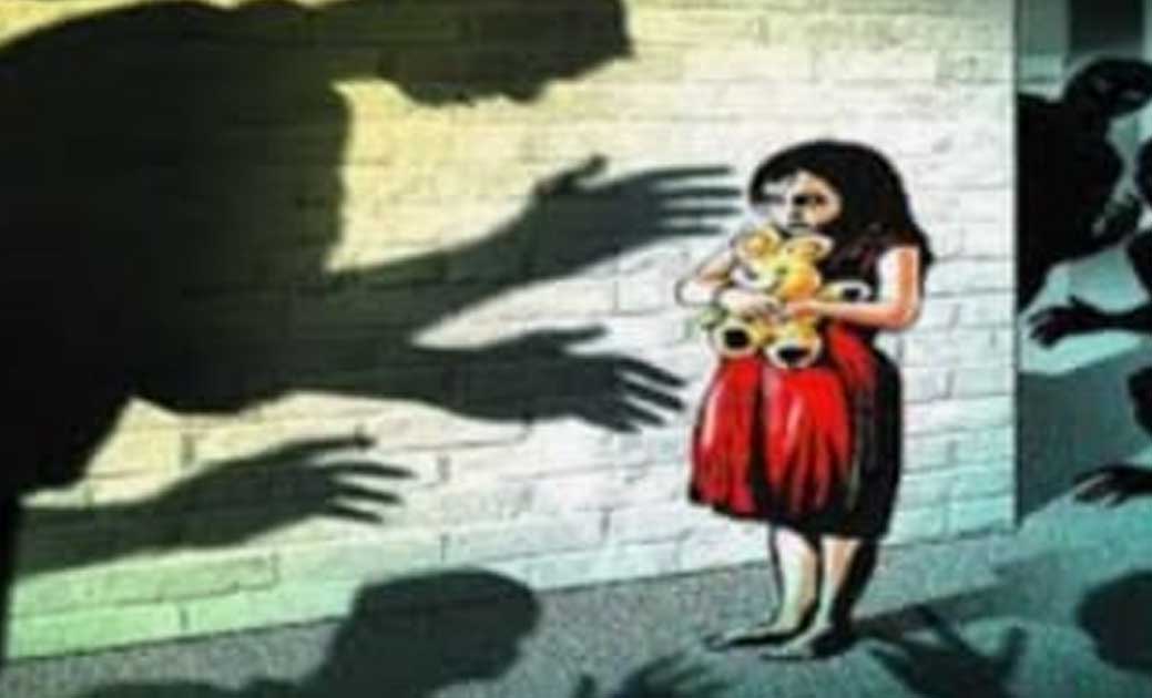 शर्मनाक हरकत:- छत्तीसगढ़  छोटी छोटी 5 बच्चियों से 65 साल के बुजुर्ग ने किया दुष्कर्म, घर मे टीवी देखने बुलाकर करता था दरिंदगी..!पॉक्सो एक्ट के तहत गिरफ्तार