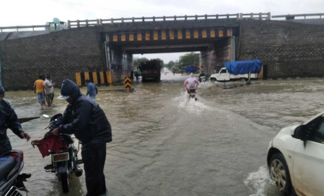 चक्रवाती बारिश खोली प्रशासन की पोल सरायपाली कुटेला अंडरब्रिज... - CG Sandesh