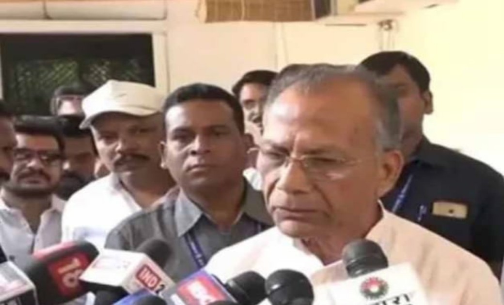 राजधानी रायपुर में पत्रकार पर हुए हमले को लेकर गृहमंत्री ताम्रध्वज साहू सख़्त…रायपुर एसएसपी से ली जानकारी..कहा बक्शा नही जाना चाहिए आरोपी..