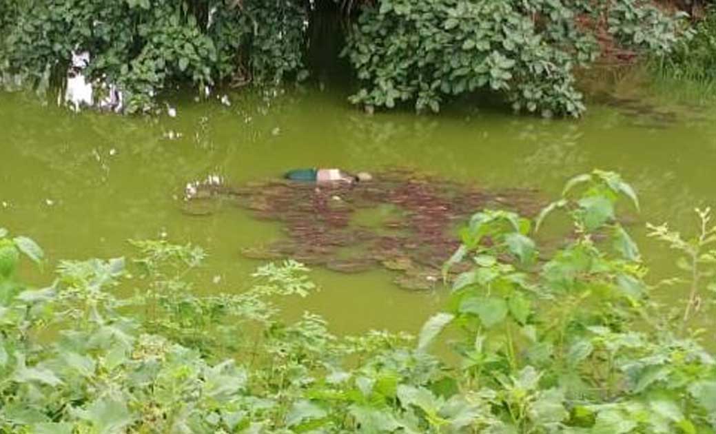 पिथौरा : एक ने हत्या कर तालाब में फेका… दुसरे ने लाठी से मार... - CG Sandesh