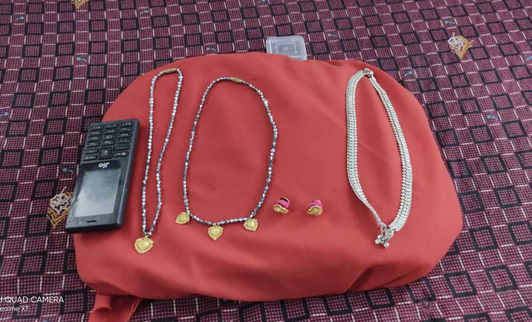 सहेली के घर में रुककर चोरी की घटना को दिया अंजाम, पुलिस ने क... - CG Sandesh