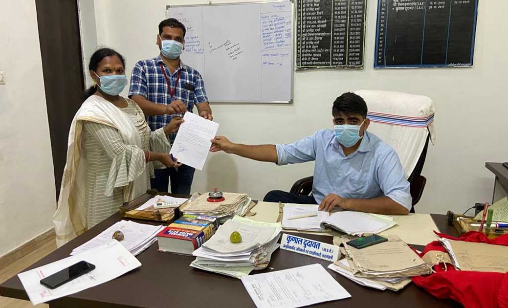 सामुदायिक स्वास्थ्य केंद्र सरायपाली  के एनएचएम  अधिकारी कर्म... - CG Sandesh