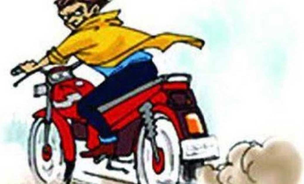 वार्ड क्रमांक 10 में घर के बाहर से मोटर सायकल की चोरी - CG Sandesh