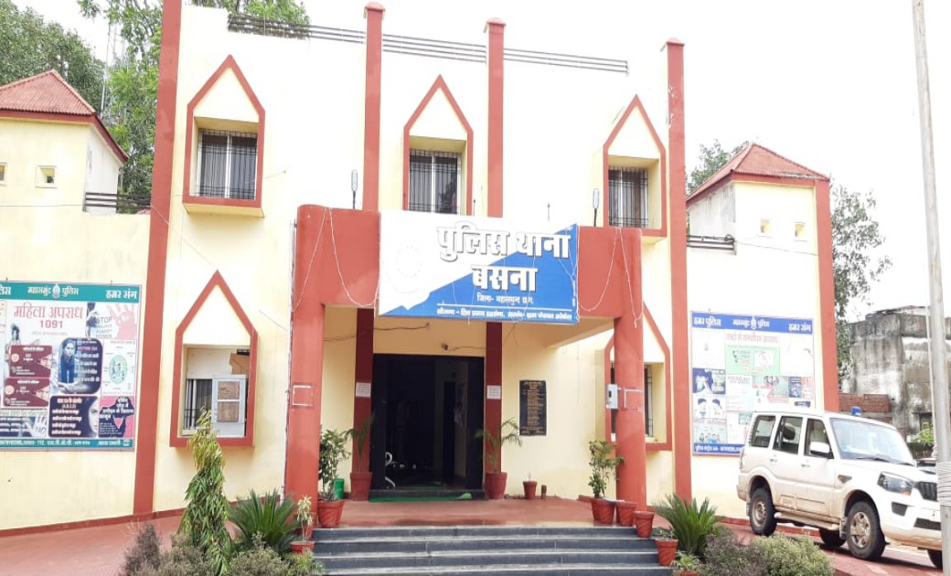 मारपीट एवं गाली गलौज के आरोप में  अधिवक्ता सहित चार लोगों के... - CG Sandesh