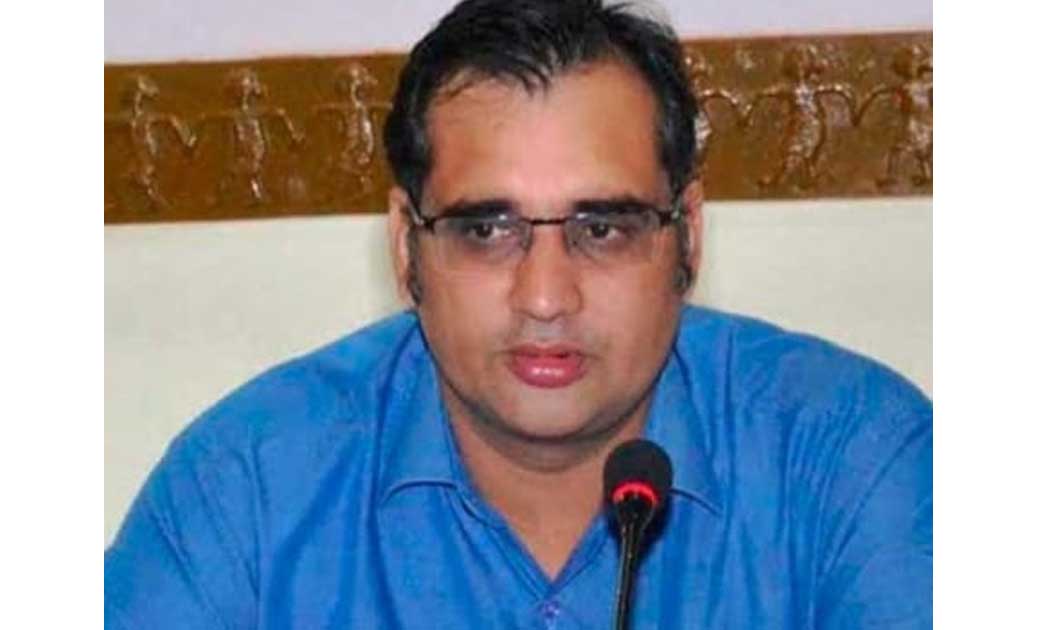 कोरोना जांच के लिये सेम्पल देने के बाद रिपोर्ट मिलने तक रहे आईसोलेट-कलेक्टर भीम सिंह