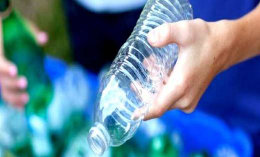 2 महीने तक व्यक्ति के प्राइवेट पार्ट में फंसा रहा प्लास्टिक ... - CG Sandesh