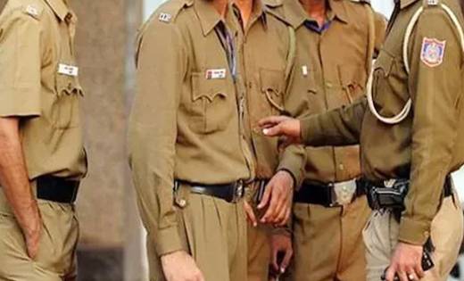 32 पुलिस अधिकारियों पर मामला दर्ज, यूनीटेक के प्रोमोटर्स के ... - CG Sandesh