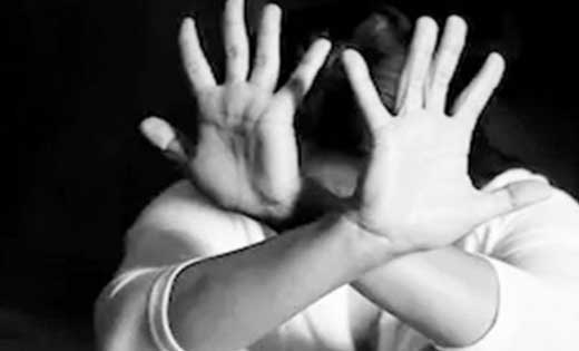 क्राईम रायगढ़: 40 वर्षीय अधेड़ ने की नाबालिग बालिका से छेड़खानी...! अपराध दर्ज के पांच घंटे के भीतर आरोपी गिरफ्तार, बिहार फरार होने की फिराक में था आरोपी, गया जेल....