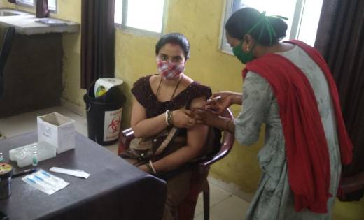 सरायपाली : भारती हॉस्पिटल में अंतरराष्ट्रीय बालिका दिवस पर व... - CG Sandesh