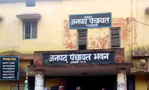 सरायपाली : प्रस्तावित भूमि को छोड़कर अन्य भूमि में बनाया जा र... - CG Sandesh