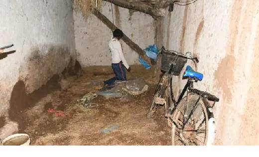  राजनांदगाव में एक ही परिवार के चार सदस्यों की मिली  लाश..पु... - CG Sandesh