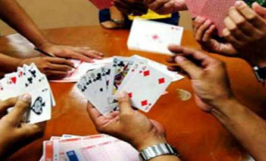 तुमगाँव : पैसे का दांव लगाकर जुआ खेलते 03 जुआरी गिरफ्तार.
