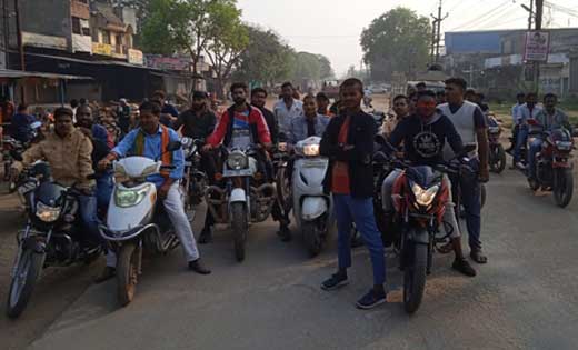 गौ हत्या के विरोध में सर्व हिन्दू समाज ने बंद किया बसना, माम... - CG Sandesh