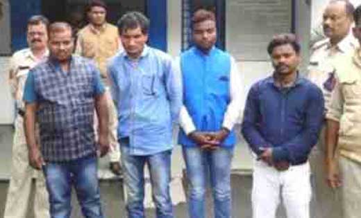 खुद को पत्रकार बता होटल में शराब बेचते हो कहकर की वसूली, 4 ग... - CG Sandesh