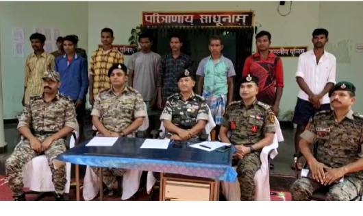  सुकमा :  जवानों को मिली सफलता,8 नक्सलियों को किया गिरफ्तार ... - CG Sandesh