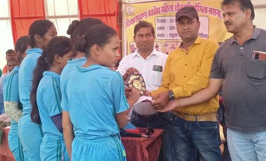 बसना: विकासखंड स्तरीय महिला खेल प्रतियोगिता-2021 रोहिना में ... - CG Sandesh