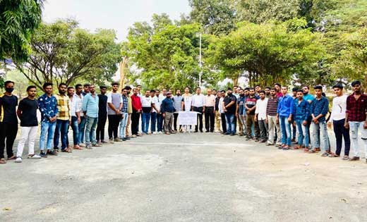 कवर्धा मामले को लेकर विश्व हिंदू परिषद के नेतृत्व में पिथौरा... - CG Sandesh